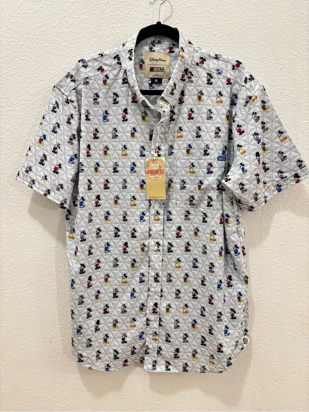 Disney Parks RSVLTS EPCOT World Showcase Mickey Mouse Shirt NEW Size XL
